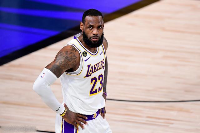 巴特勒复出热火负掘金 武切维奇40分公牛4连败