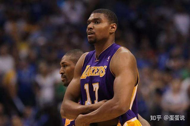 穆勒社媒晒与弟弟合影：圣诞快乐