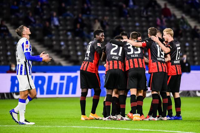 萨林杰31+15深圳2-1北控晋级八强 陈国豪30+9